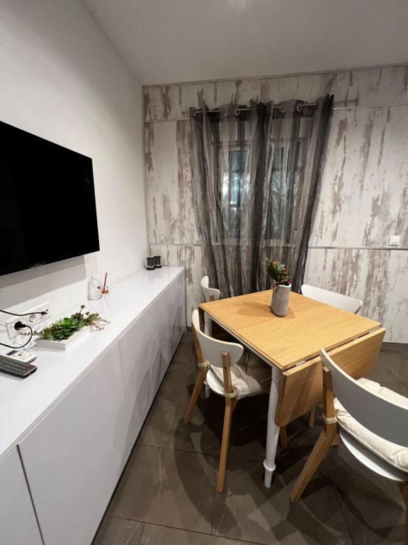 Great Apartment Close To Plaza De Torres Аликанте Екстериор снимка